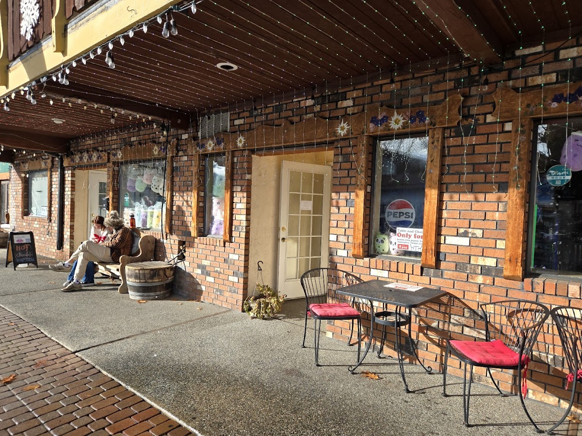 Leavenworth Bubble Fish Bubble Tea